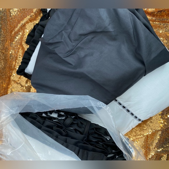 Baby Doll looking baby Bedding Unique Cradle Bedding Set, for baby’s crib - Picture 8 of 8